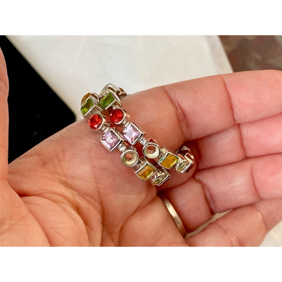 Pretty Glass Gemstone Silvertone Hoop Earrings Multicolor - Picture 3 of 5